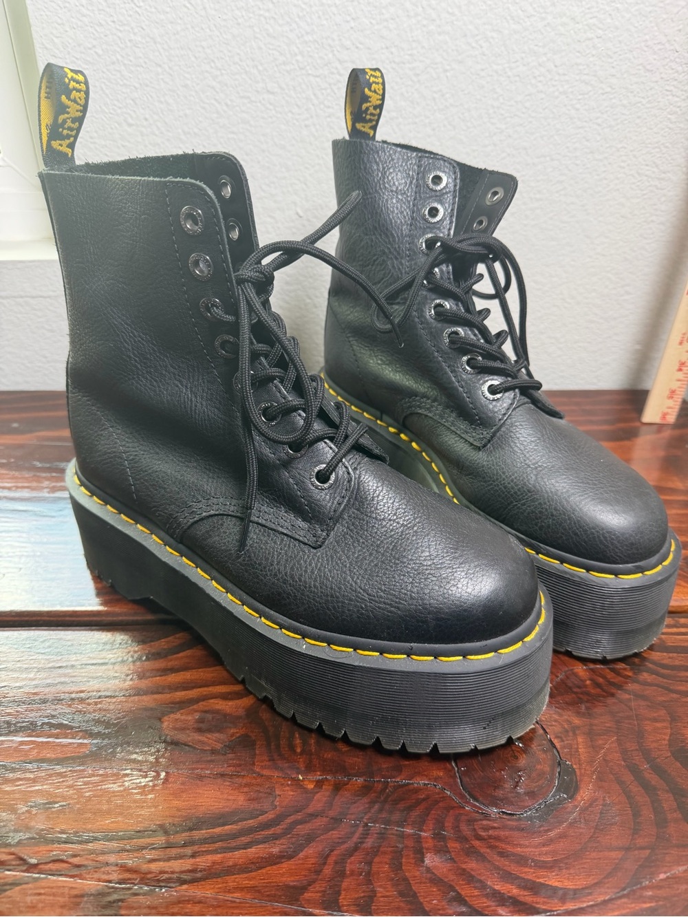 Dr. Martens 1460 MAX LEATHER PLATFORM BOOTS in Black Pisa Size 9 - Picture 6 of 12